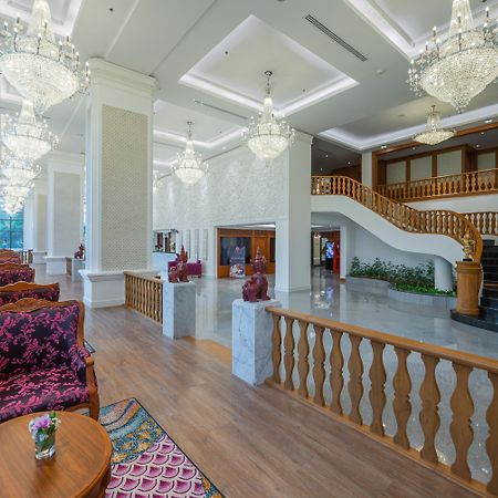 The Empress Premier Chiang Mai - Sha Extra Plus Екстер'єр фото Lobby