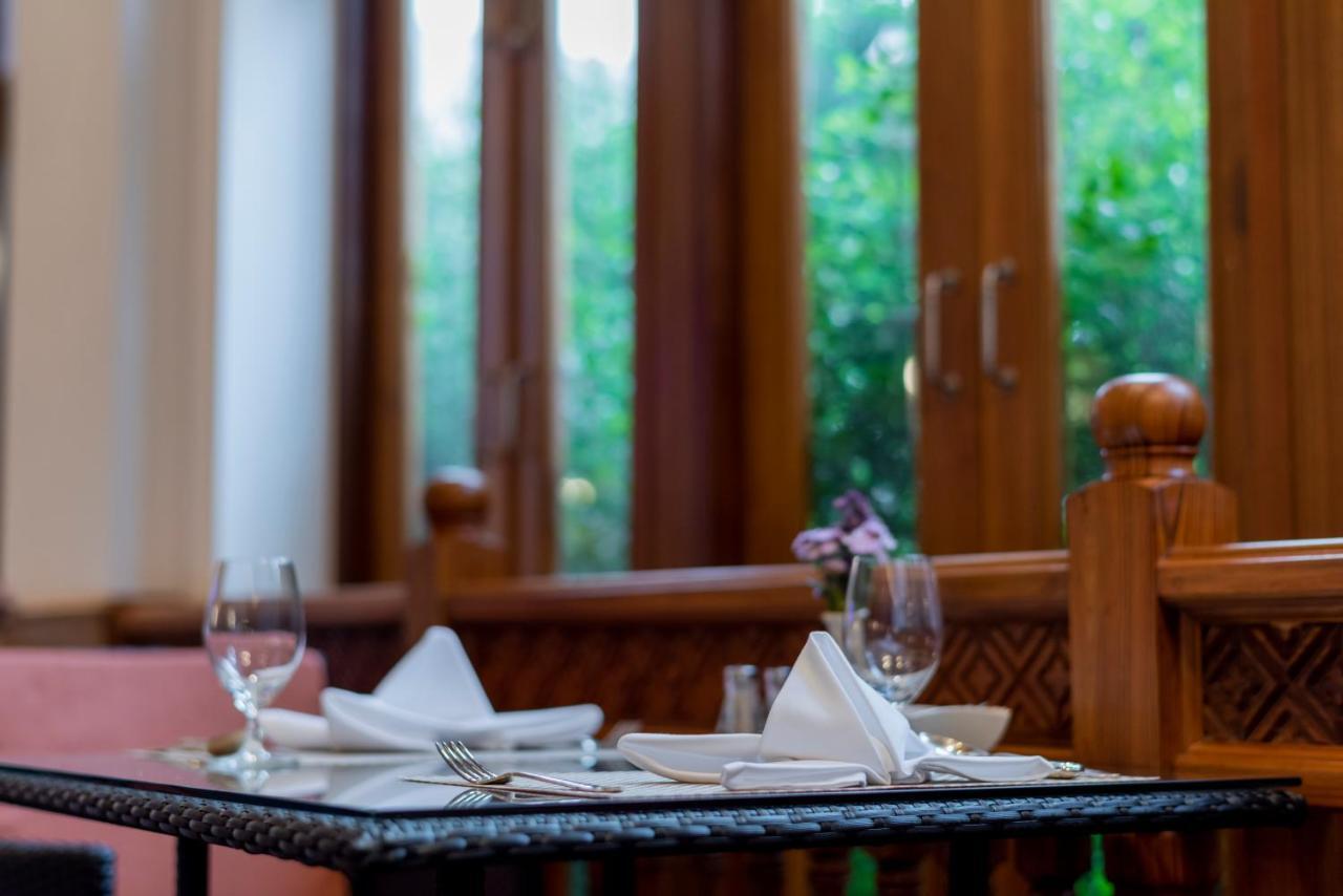 The Empress Premier Chiang Mai - Sha Extra Plus Екстер'єр фото A place setting at a restaurant
