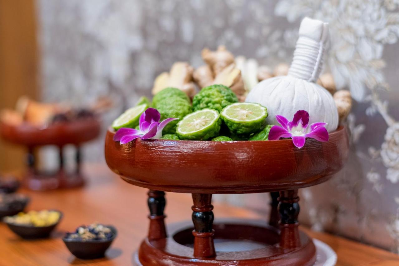 The Empress Premier Chiang Mai - Sha Extra Plus Екстер'єр фото Thai herbal compress